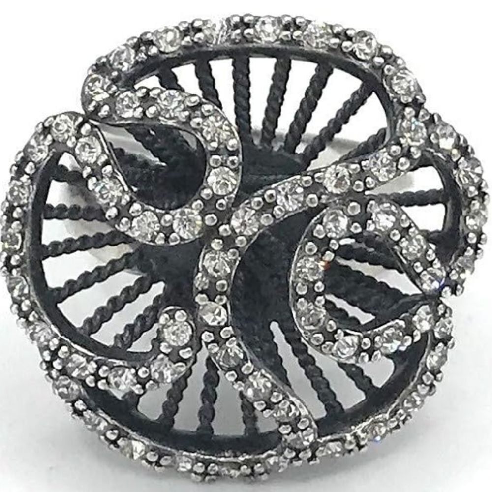 🩵Premier "Melrose" Floral Ring Size 7